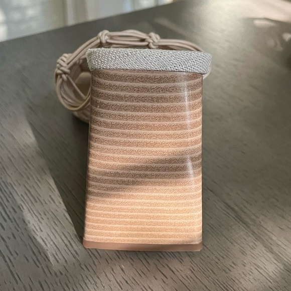 NWT SAM EDELMAN | CREAM LAURETTE WOVEN FAUX LEATHER SUMMER MULE HEELS | SIZE 8 - Picture 10 of 15